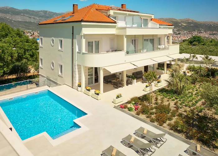 Luxury Apartments Villa Klara