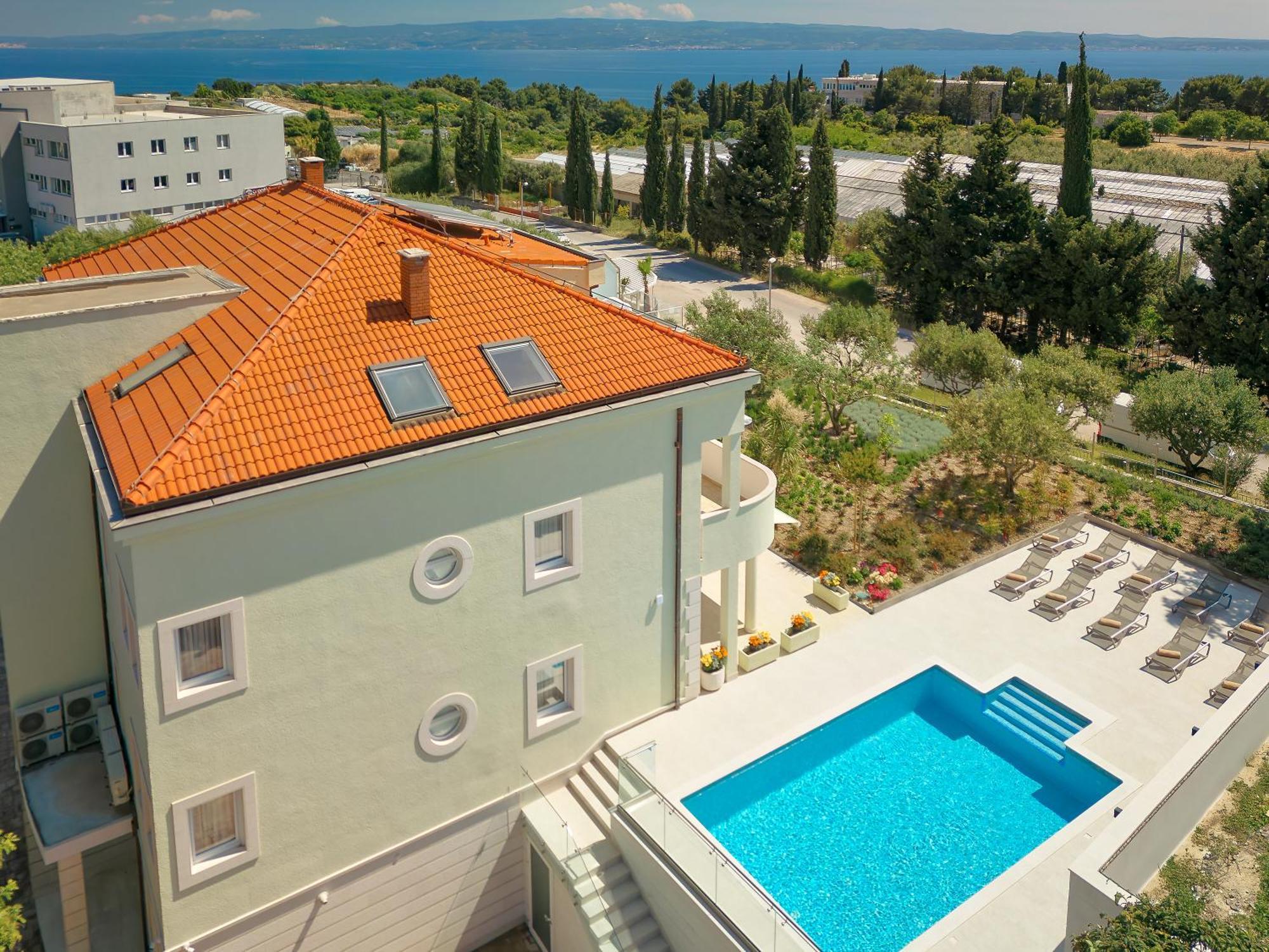 Luxury Apartments Villa Klara 5*