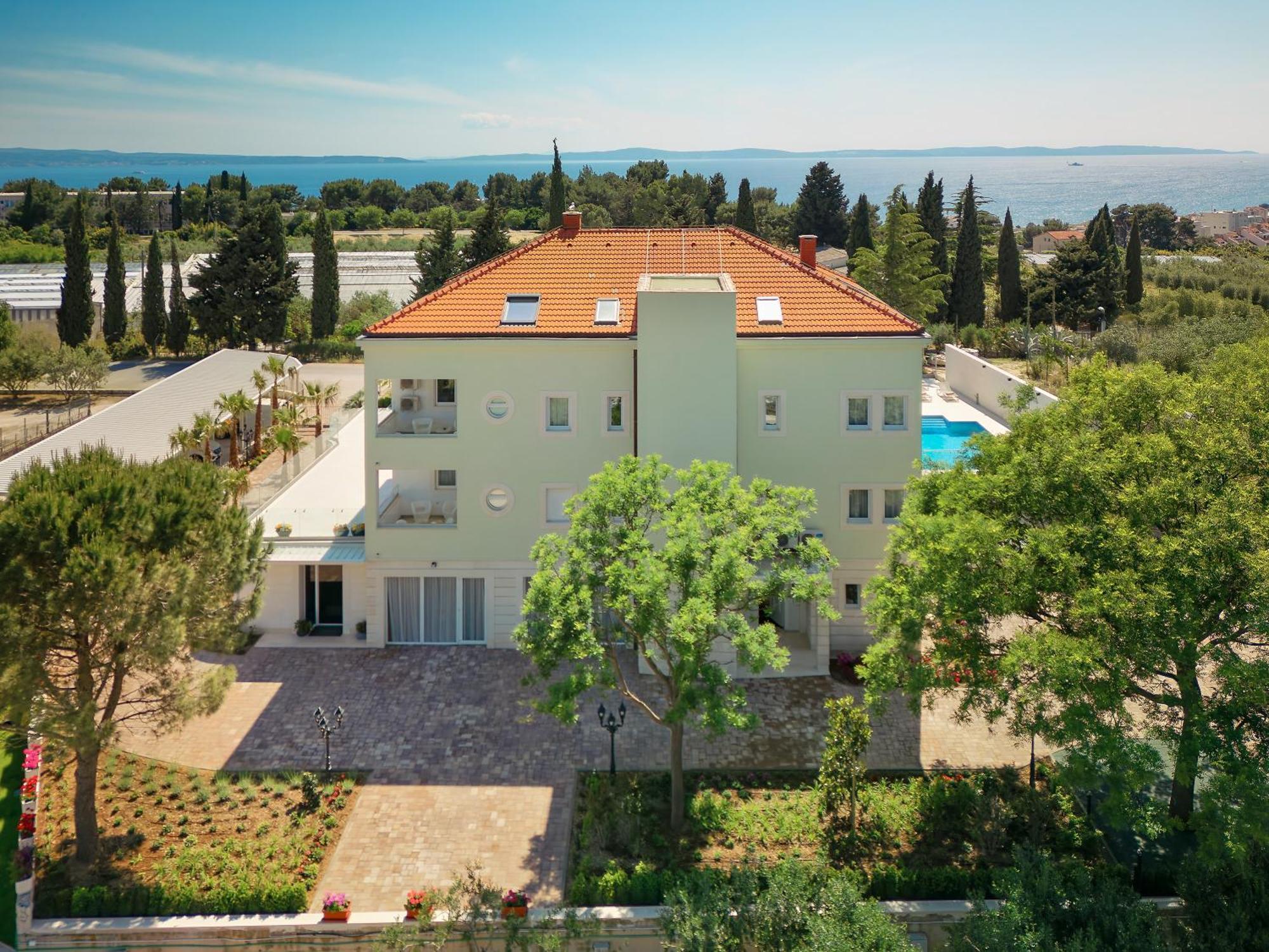 Luxury Apartments Villa Klara Bed & Breakfast Split