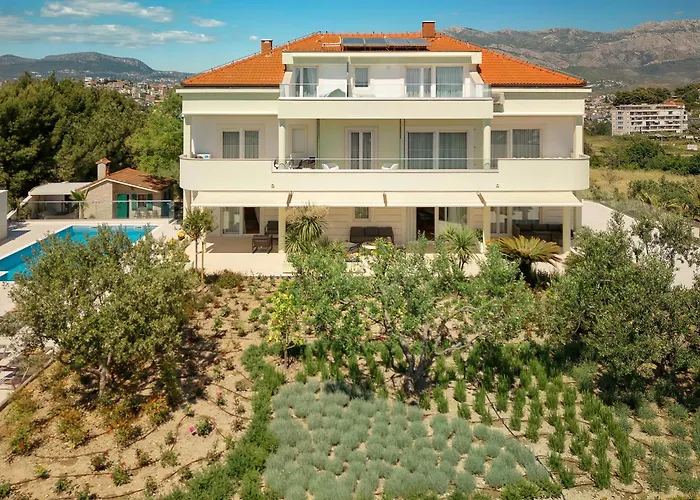 Luxury Apartments Villa Klara